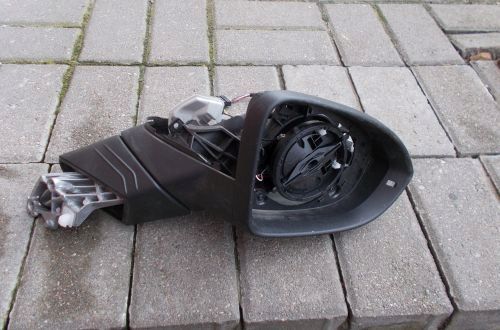 LUSTERKO VW GOLF VIII 5H 19- PRAWE 6 PIN EU