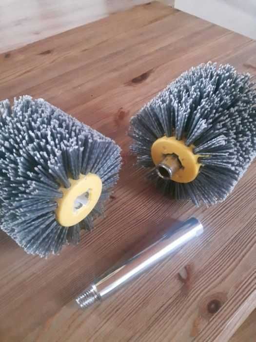 Nylonowa szczotka do satyniarki do postarzania drewna 80gr+trzpien