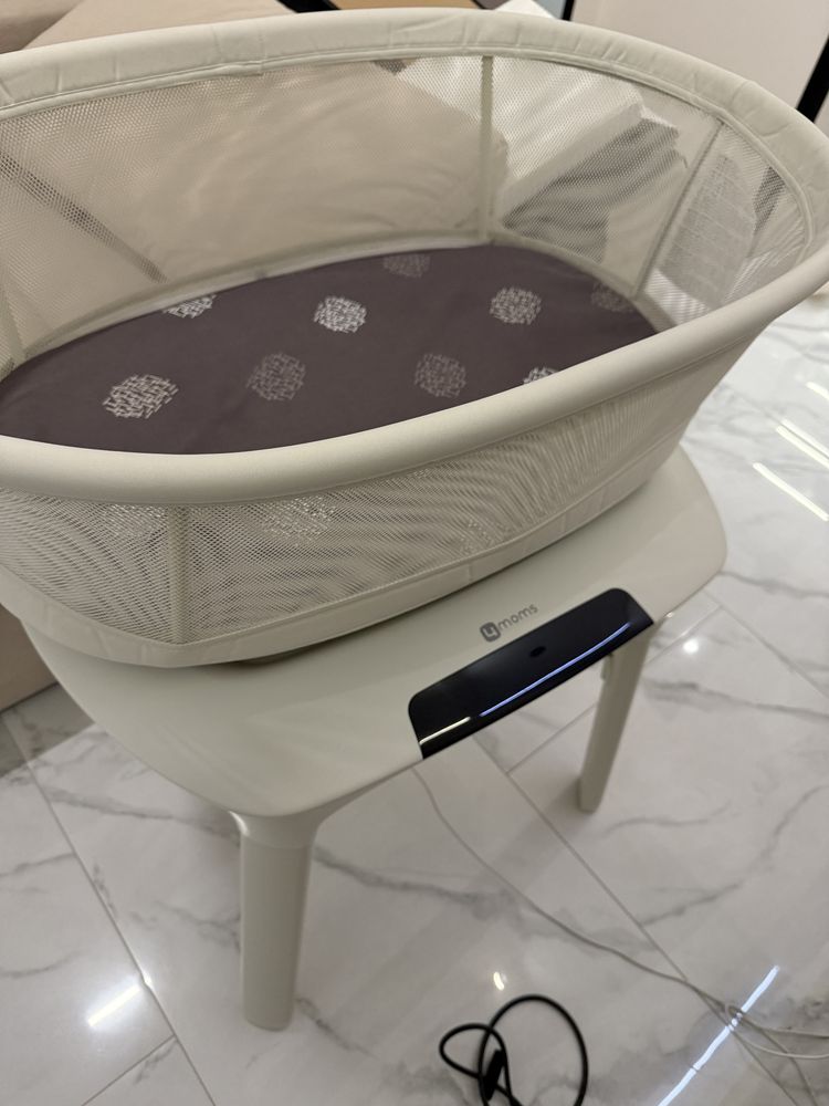 Укачивающая детская кроватка колиска, ліжко, манеж mamaroo 4moms