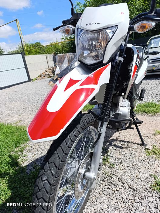 Мотоцикл Honda XR150l