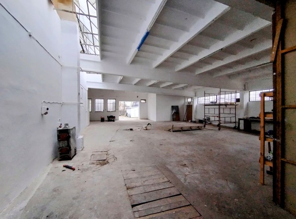 Hala 300m²  do wynajęcia