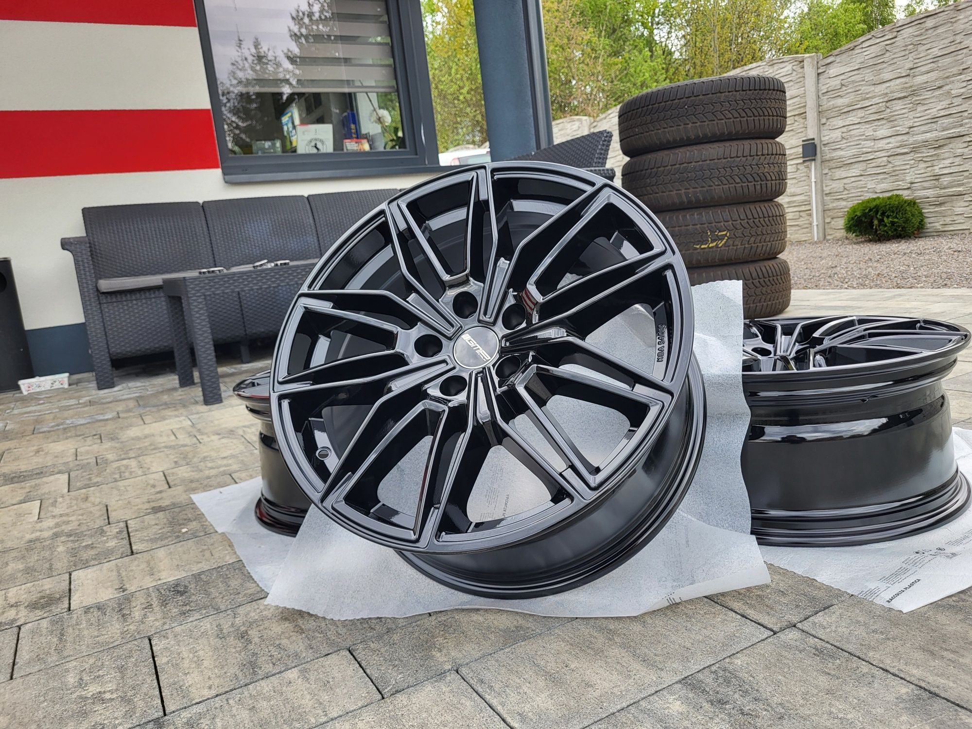 Alufelgi 18" 5x112 ET30 Audi A5 A7 A4 B9 B8 A6 C8 C7 Q5 VW Passat B8
