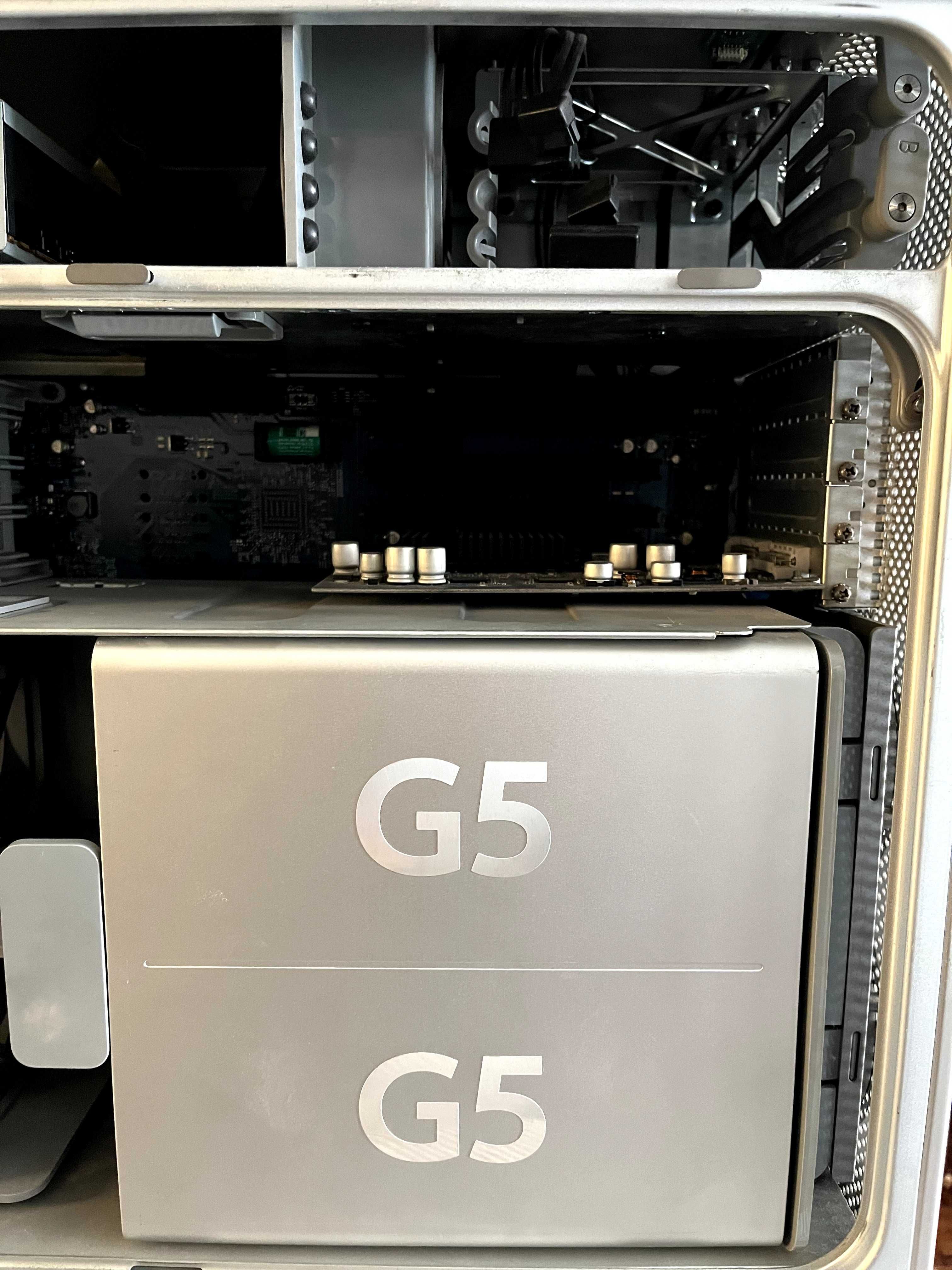 Apple Power Mac G5 - 2.0 DP (PCI-X) - 8GB RAM - A funcionar