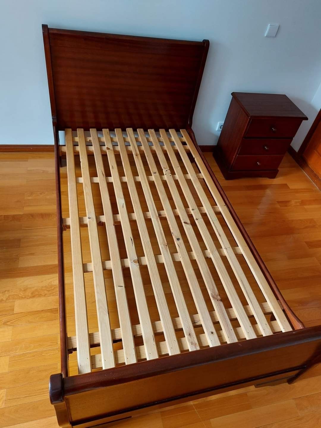 Cama de Solteiro