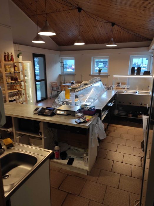 Odstąpię lokal gastronomiczny