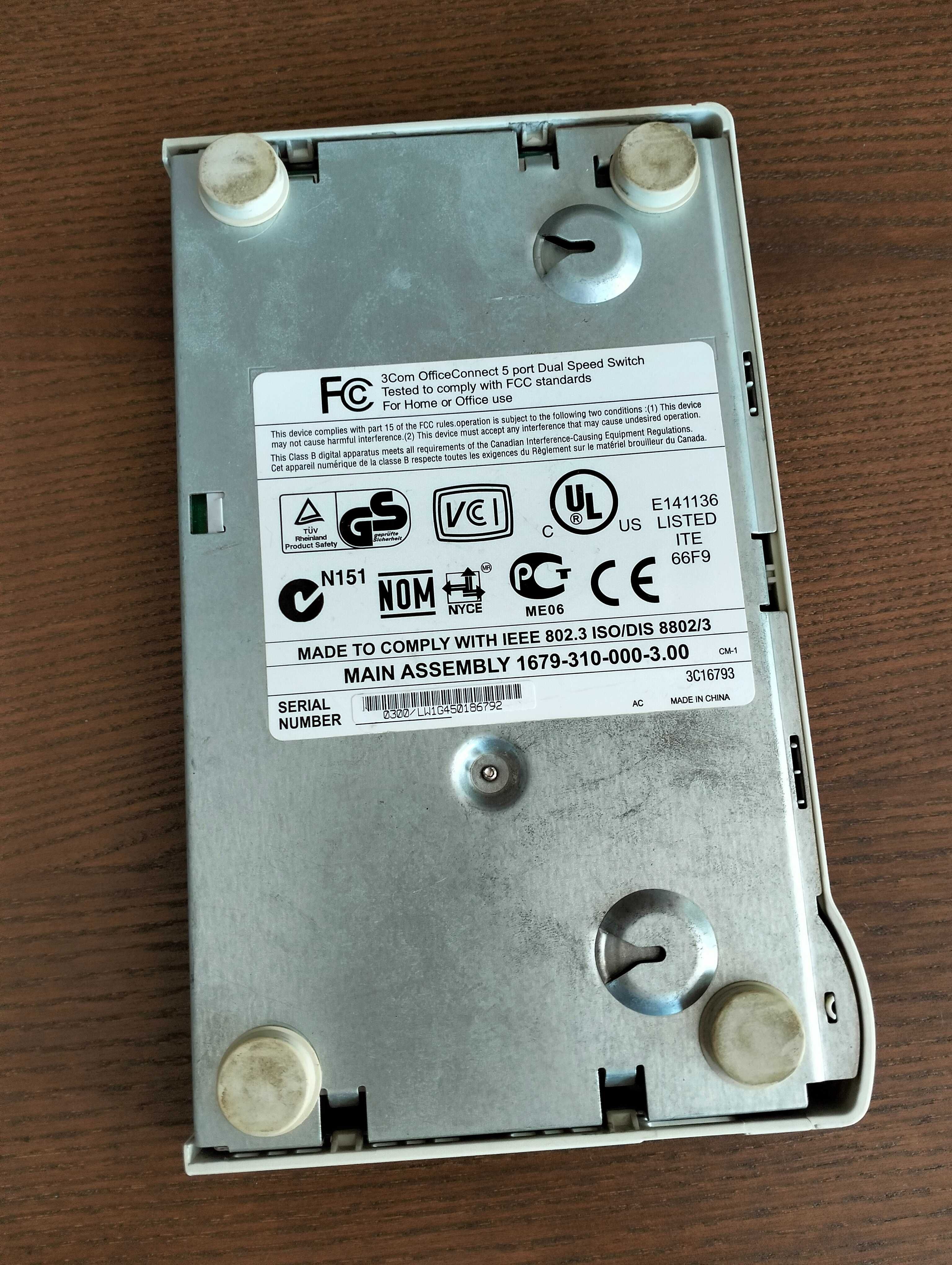 Switch 3Com 3C16793 5-portowy