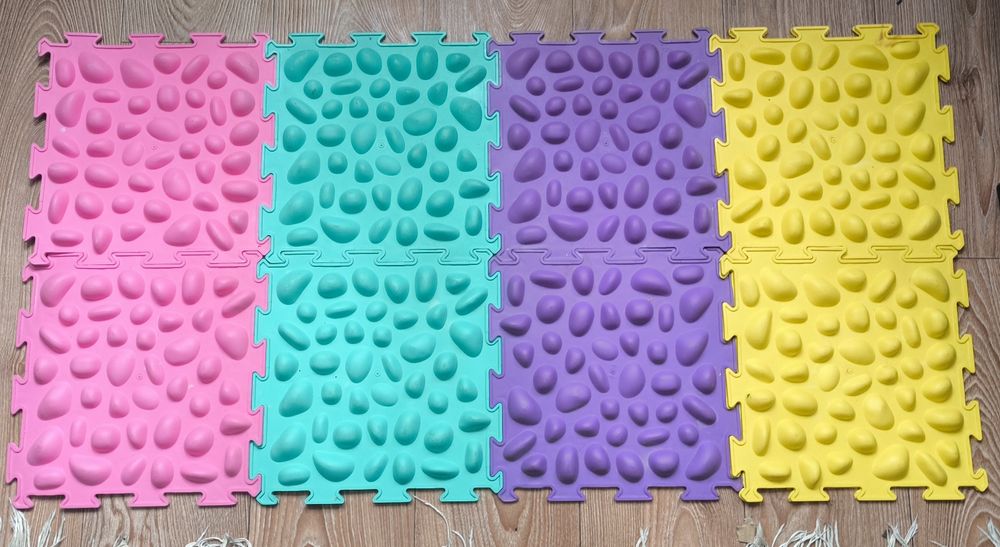 Килимок масажний