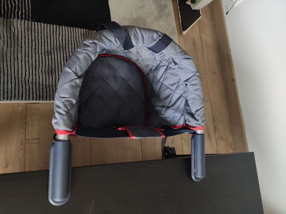 Krzesełko siedzisko turystyczne fotelik zaczepiane na stół