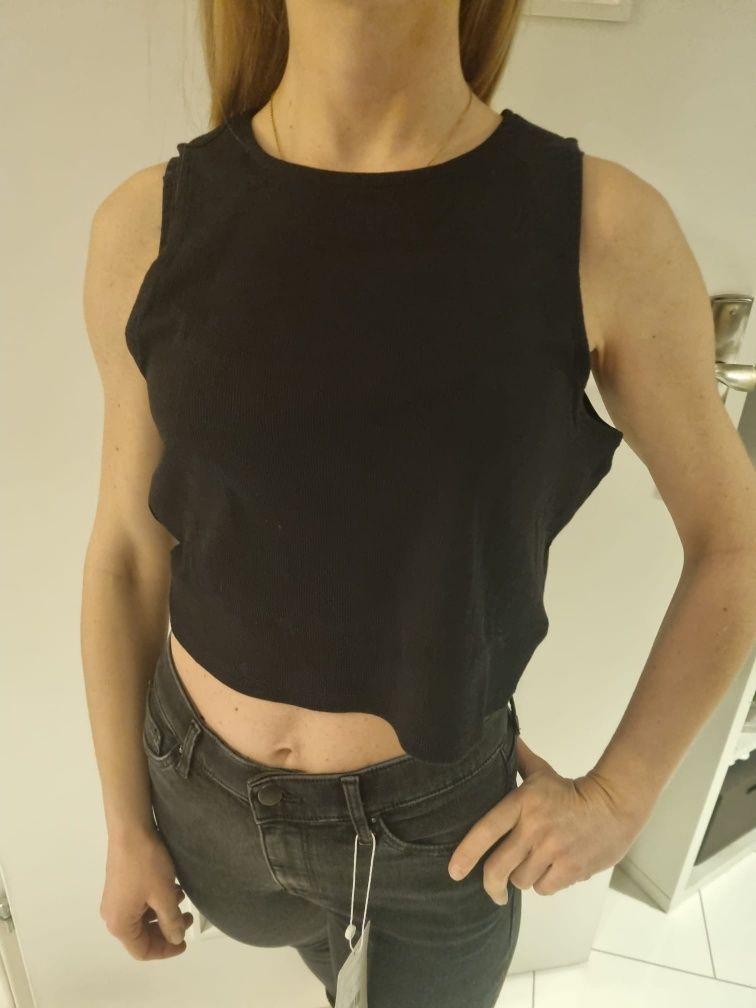 Czarny top even&odd