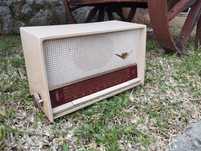 Rádio de válvulas Grundig 1098