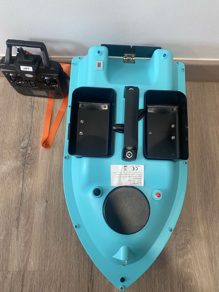 Barco com GPS para transporte de engodo/anzol bateria até 4h e 500 alc