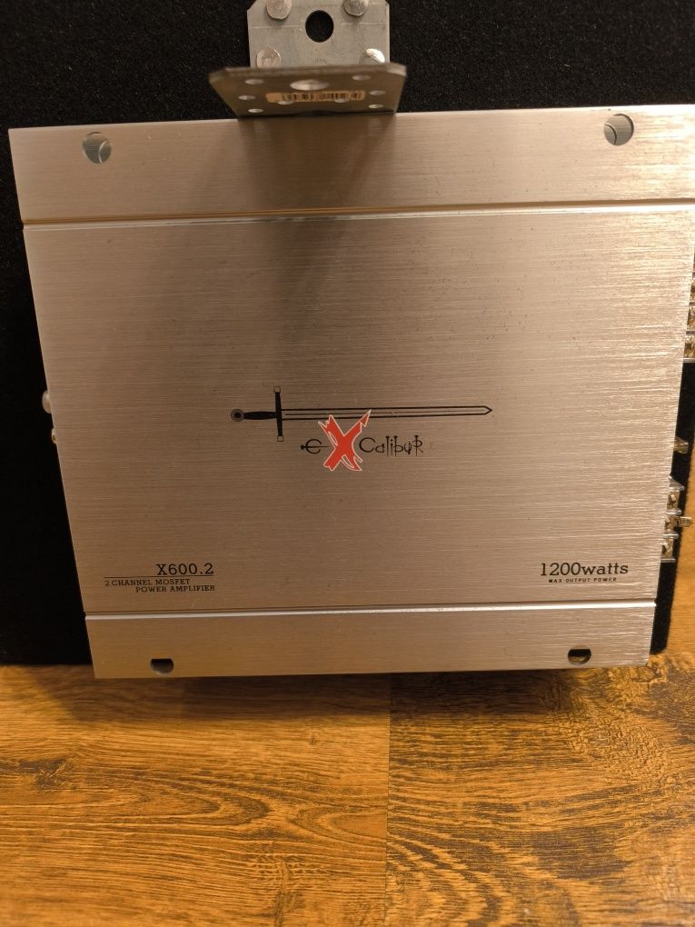 Subwoofer JBL 900w + wzmacniacz