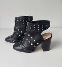 Buty na obcasie r. 36