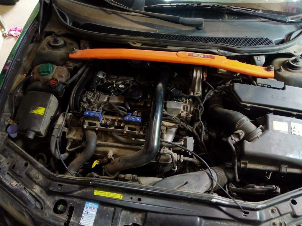 Volvo S60, 2.4T, b+g, 200KM, 2001r. Wszystkie części
