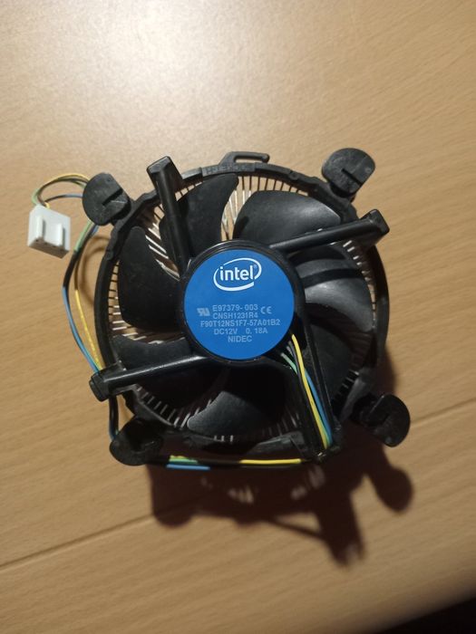 Процессорный кулер