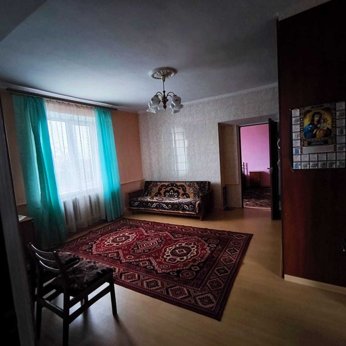 Продам будинок в мальовничому селі