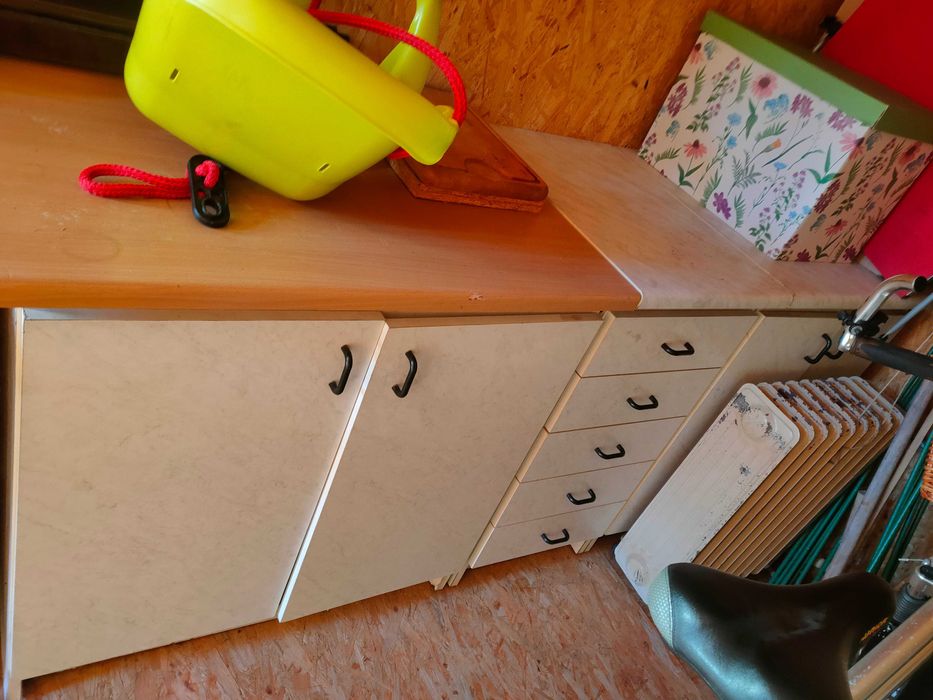 Meble kuchenne na działkę