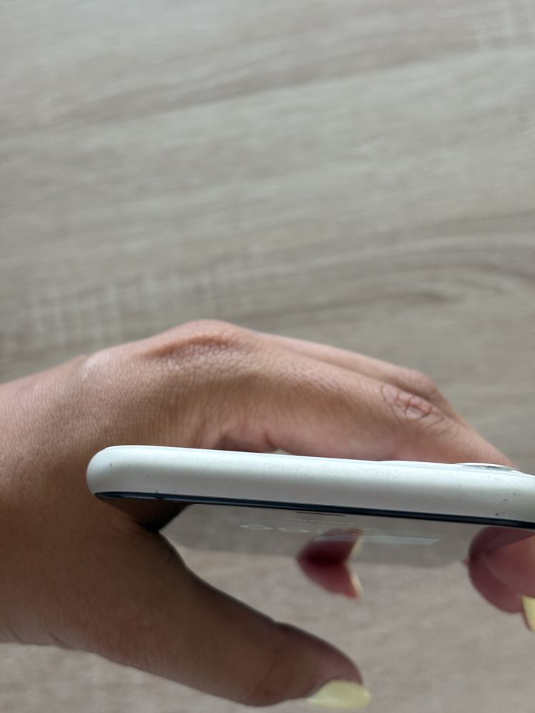 iPhone 11 branco 128gb