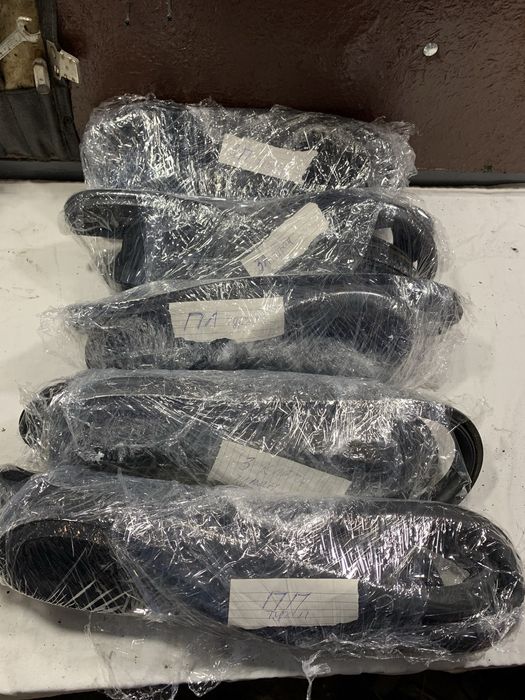 Дверні карти touran 2.0 tdi/патрубки/радіатор/дзеркало/ущільнювач/ЕГР