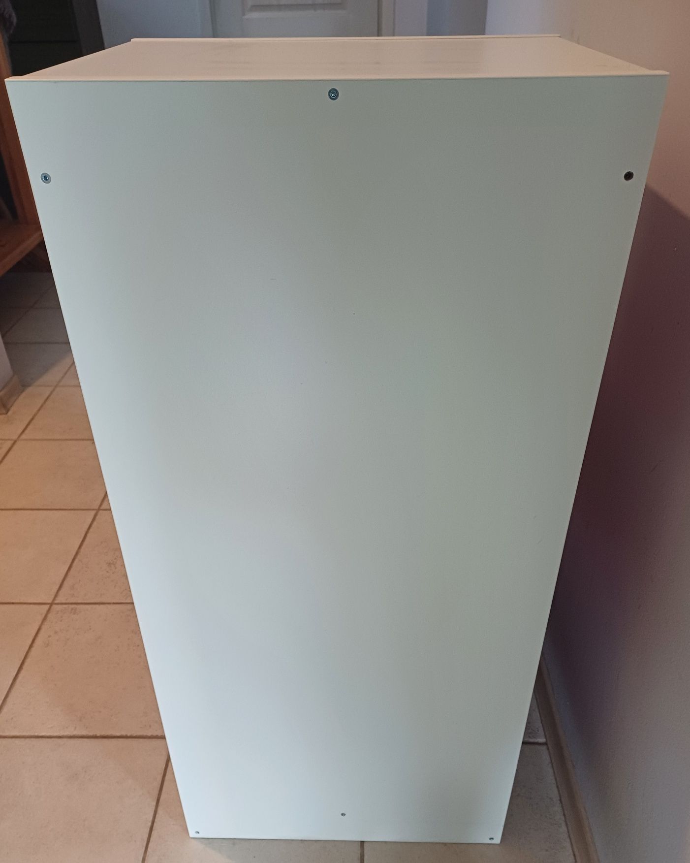 Regał Ikea Trofast z pojemnikami