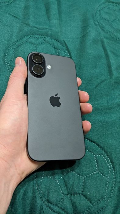 Продам iPhone 16| 128GB Neverlock eSIM|
OpiųišHa rapaHtis Apple
