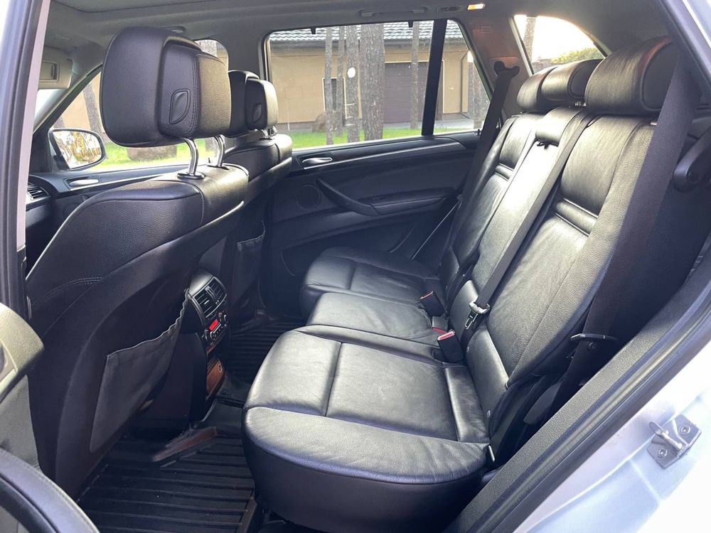 BMW X5 2012 3.0b