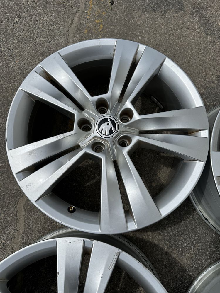 Диски Skoda R18. 5x112