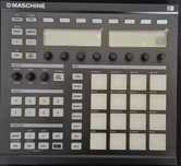 Native Instruments Maschine MK1 + Soft  Machine 2.0 Super stan