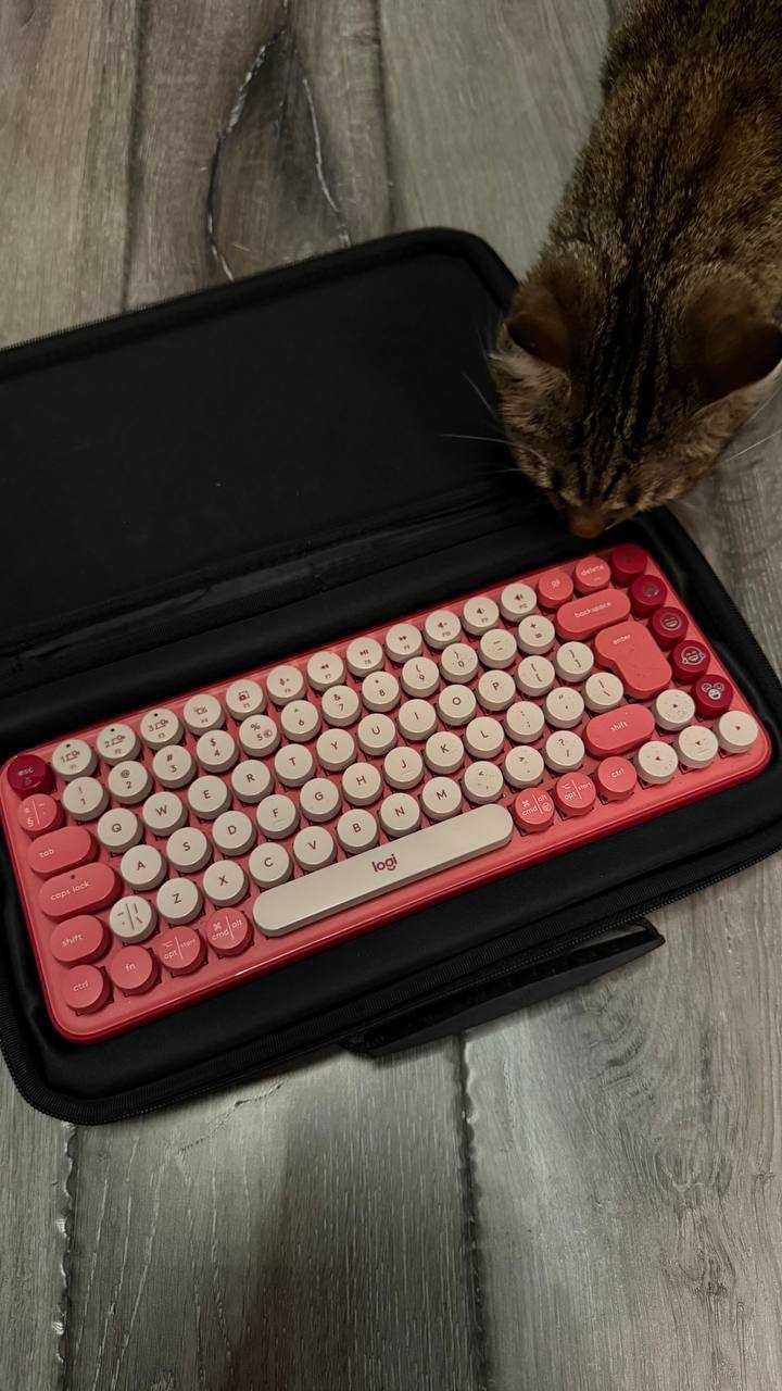Клавіатура бездротова Logitech Pop Wireless Heartbreaker Rose