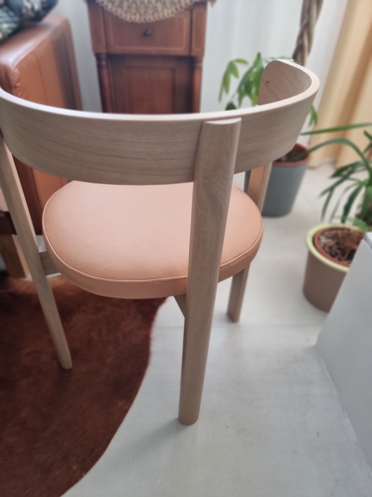 Nowe krzesło Ikea Stockholm 2025