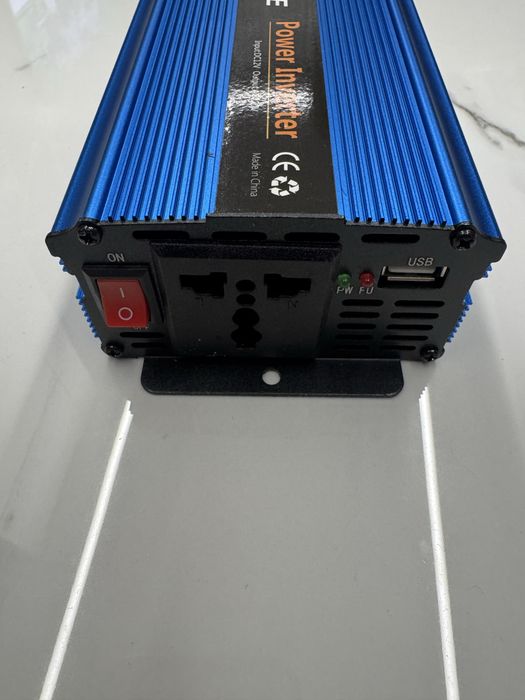 Преобразователь напряжения, автомобильный Инвертор  12V-220V 400W