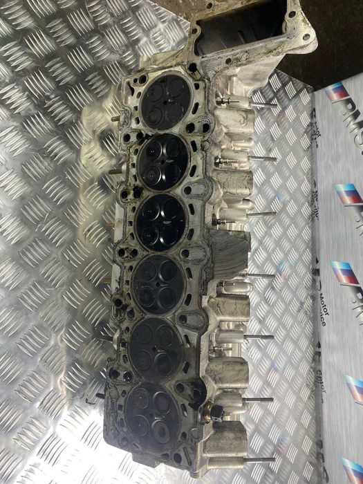 Головка блока цилидров (ГБЦ) BMW M57 77927539