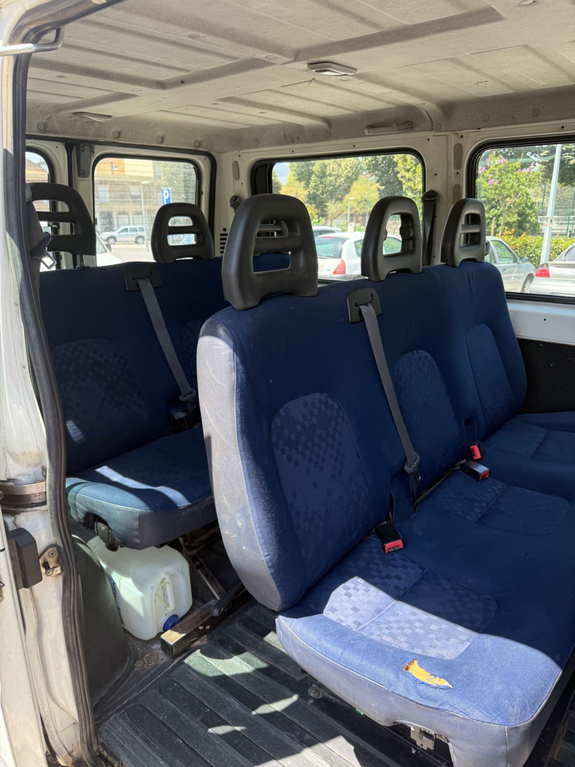 PEUGEOT boxer 9 Lugares