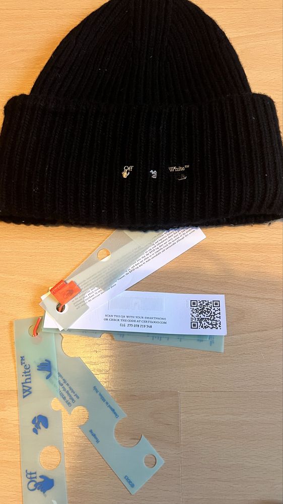 Czapka zimowa Off-White Hands Off logo ribbed beanie - Black