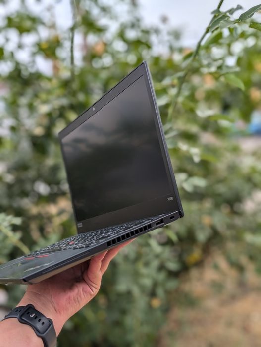 Ноутбук Lenovo ThinkPad X390/i5-8365U/8/256M2/FHD/IPS/стильний