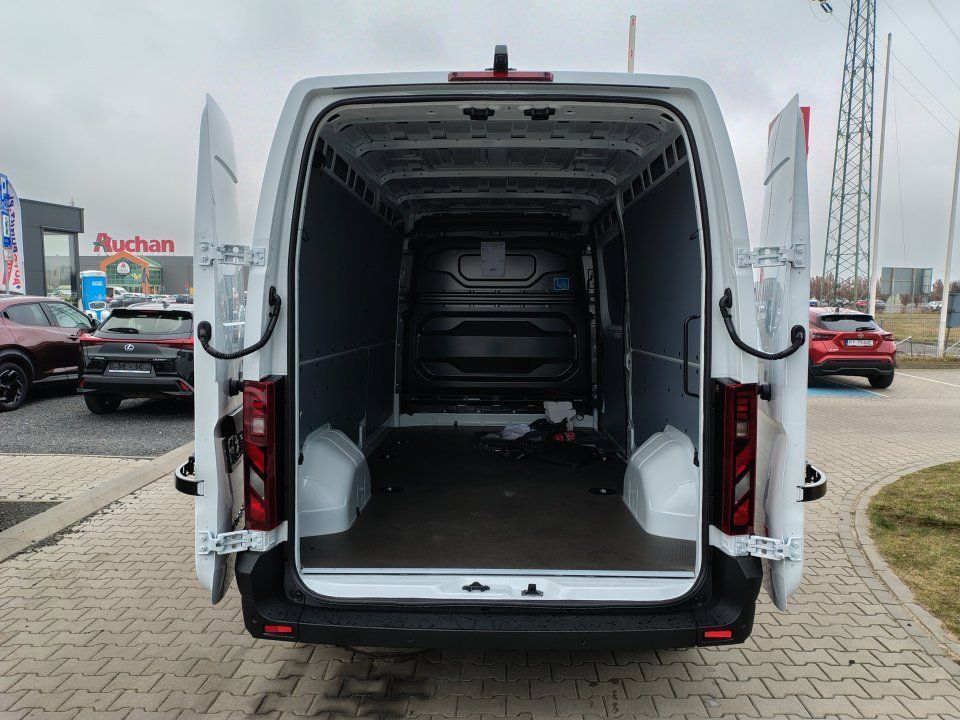 Nissan Interstar  Van L3H2 6MT 2.0 DCI 130KM Business Plus, 2024r. 104.230 zł netto. Gwa