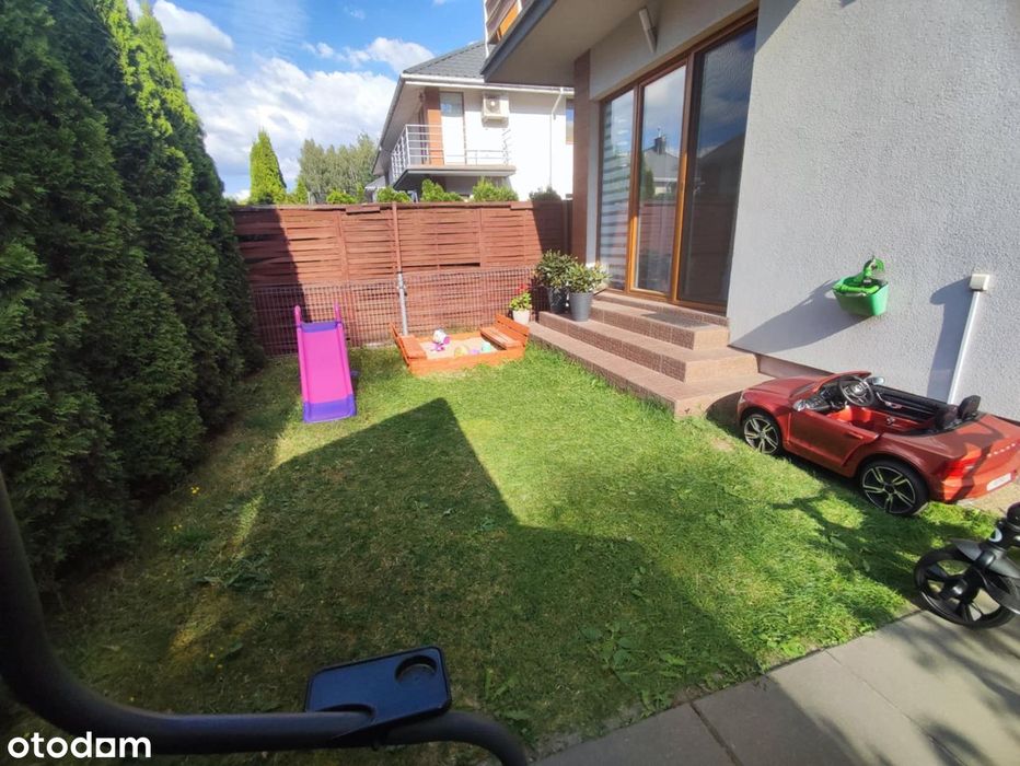 Bezpośrednio - gotowy segment z fotowoltaiką i klimatyzacją