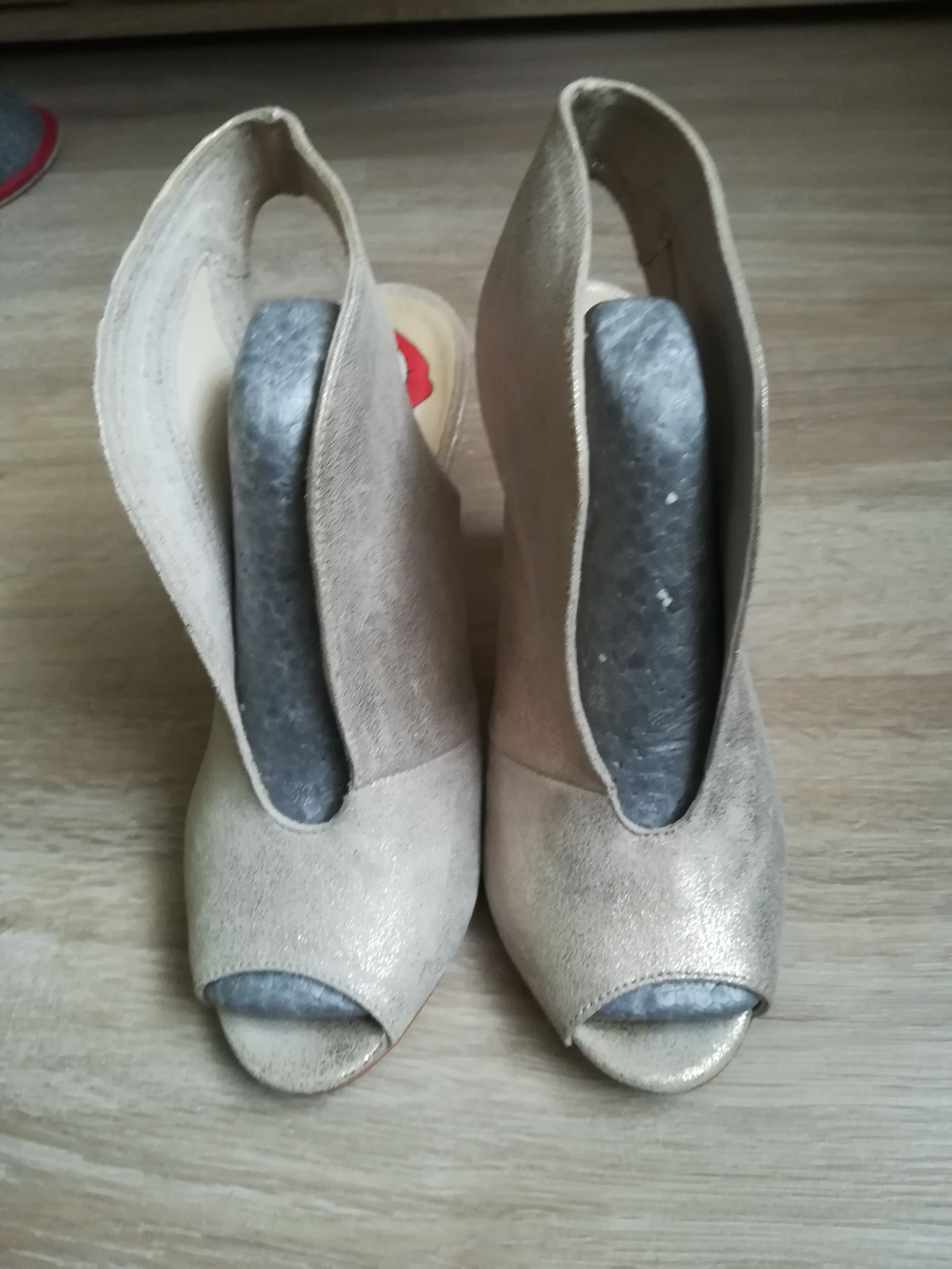 Buty carinii by Maja Sablewska rozmiar 39