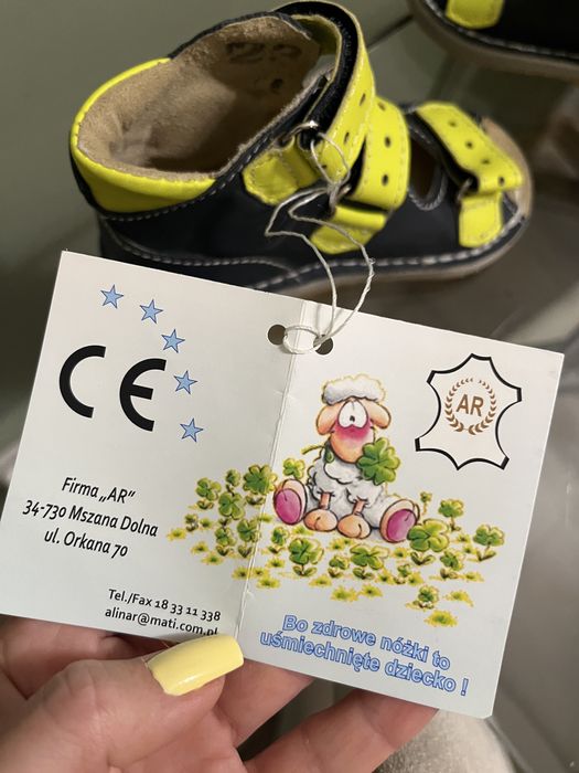 Sprzedam nowe Ortopedyczne buty dla dziecka w rozmiarze 23