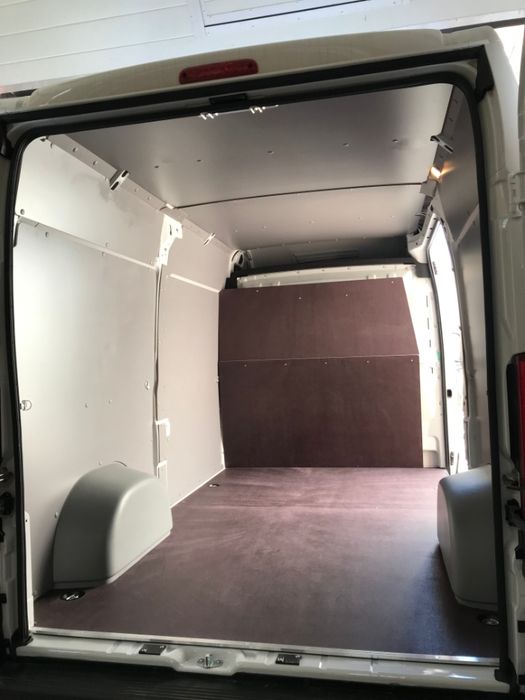 Zabudowa busa Jumper Ducato Boxer Movano L2H2 z montażem  - CNC