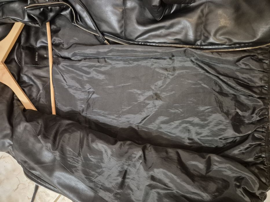 Kurtka zimowa puffer skórzana Mohito 40