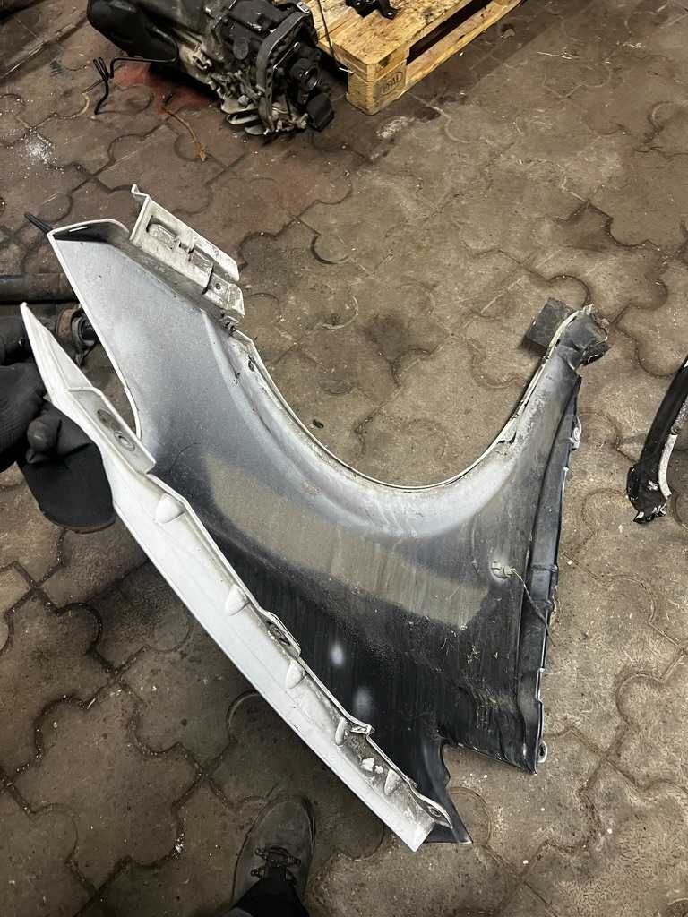 Крило Мерседес Віто 639 до рест