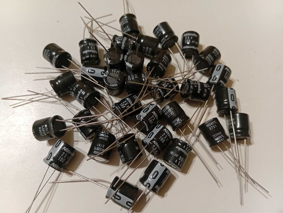 Конденсаторы К50-16В 63v 22mF / CE04W 25V 100mF. НОВЫЕ