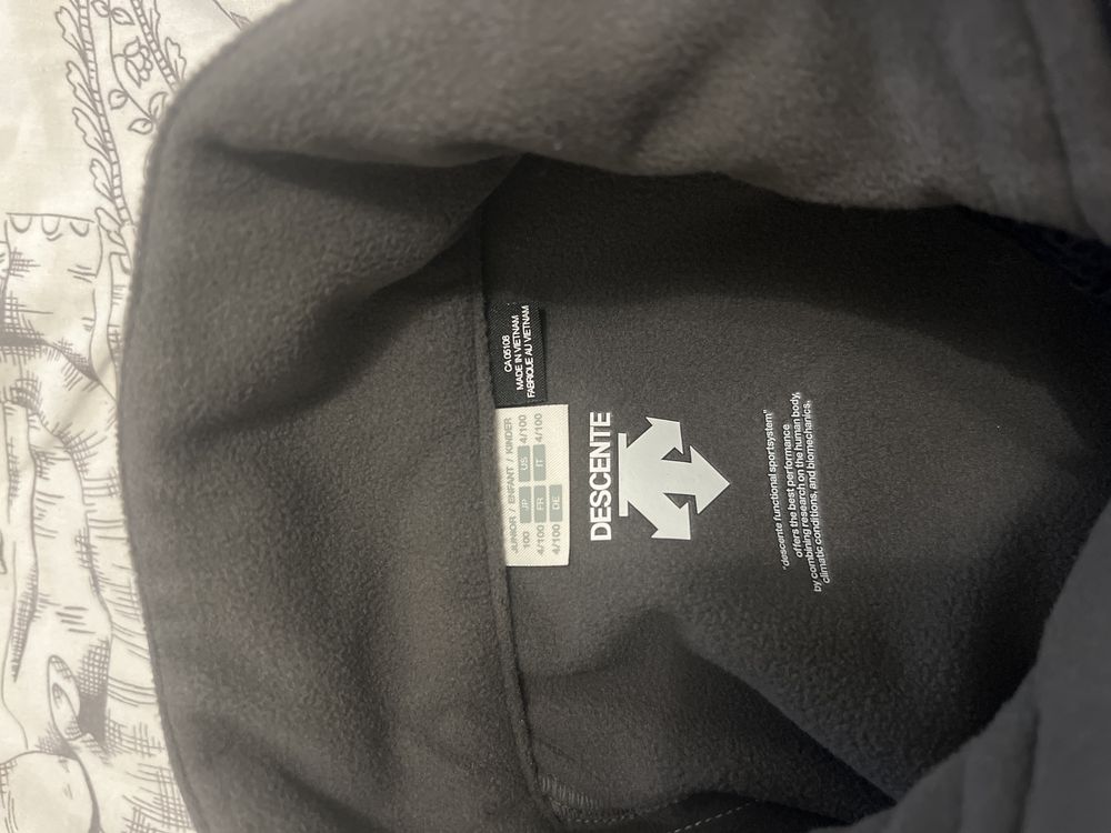 Продам куртку дитячу DESCENTE