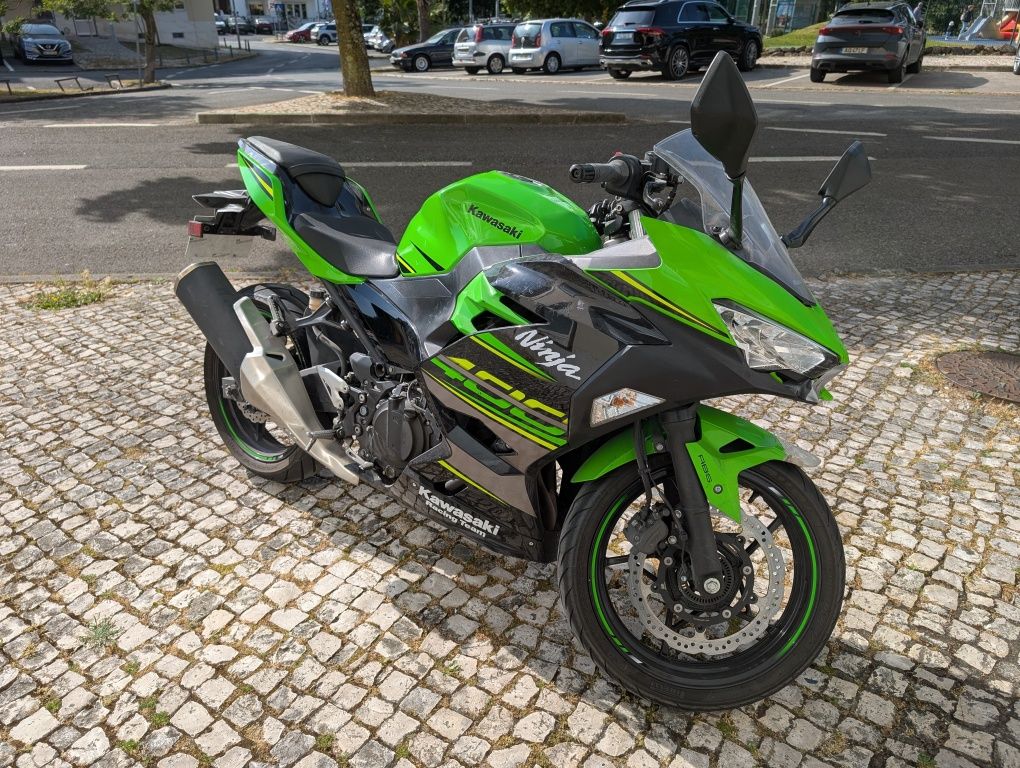 Kawazaki Ninja 400
