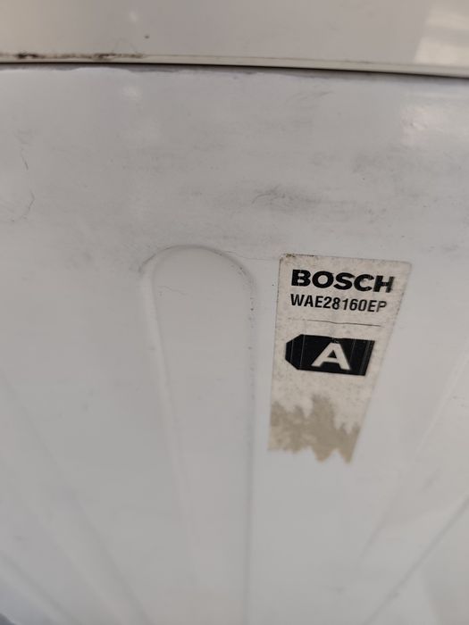 Várias peças de maquina de lavar roupa Bosch