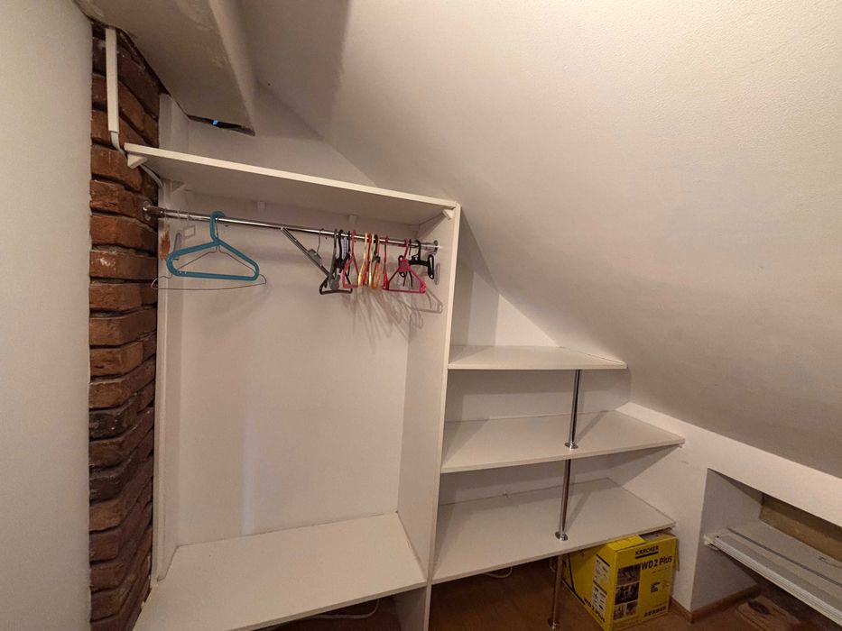 Salwator - Bezczynszowe mieszkanie  na poddaszu