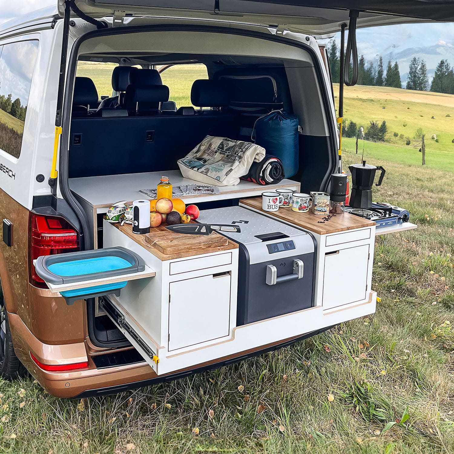 Zabudowa turystyczna box kempingowy Nowy Ford Tourneo Transit Custom