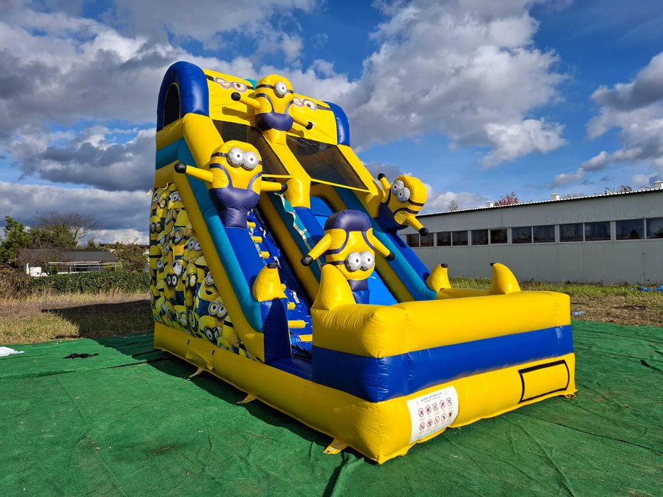 Надувна гірка "Шалені міньйони" нова