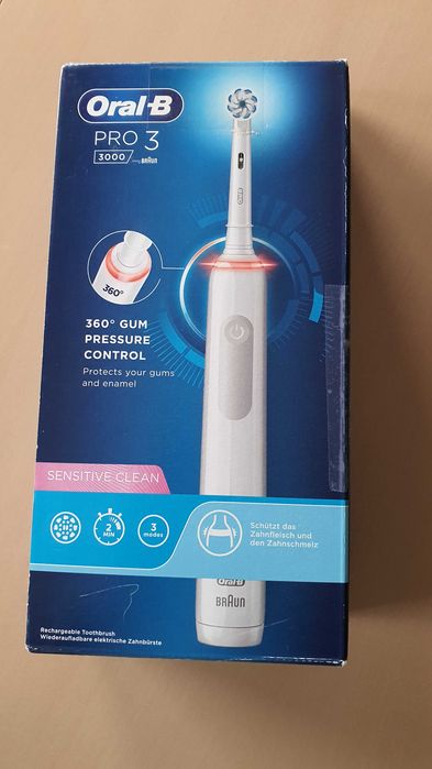 Szczoteczka Oral-B Braun Pro-3 3000 Biała